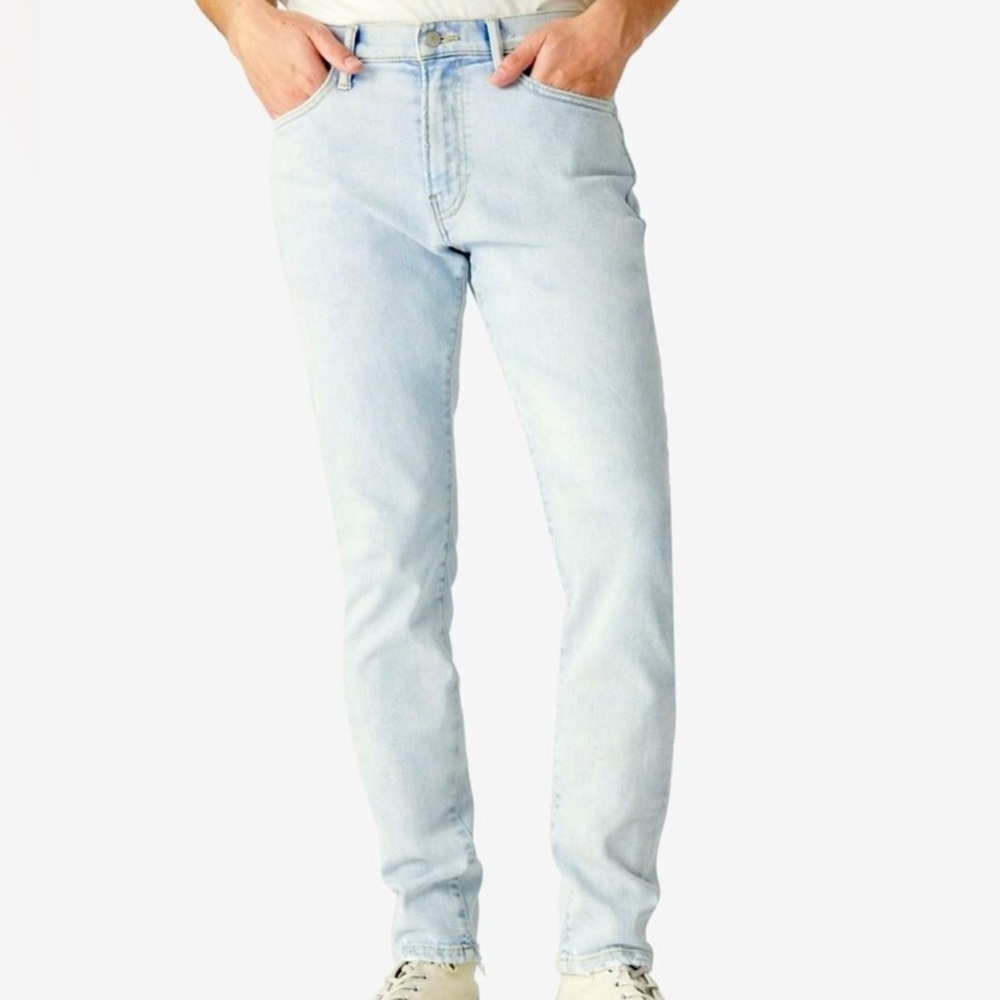 EUC Men’s Size 29 Givenchy Slim-Fit Jeans With Signature Black Stars Light Blue